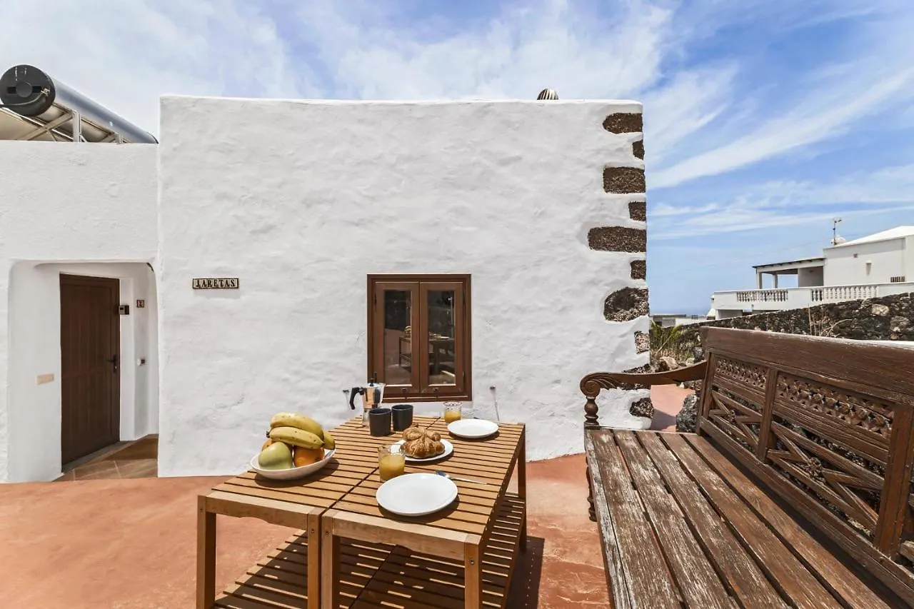 Jaretas - Apartamento Rural Con Piscina Las Brenas Apartment